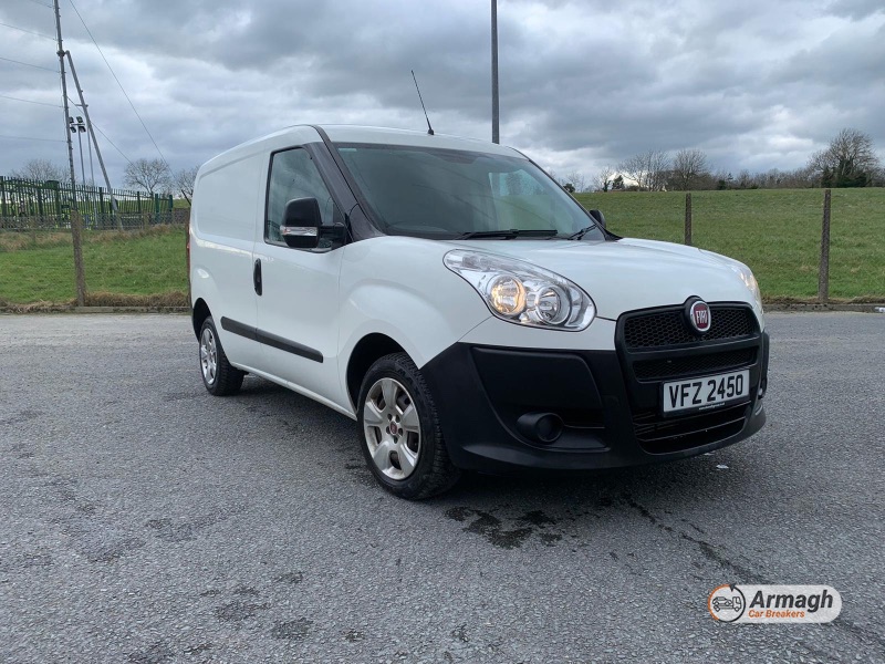 FIAT DOBLO Damaged Repairable Crashed Car for Sale