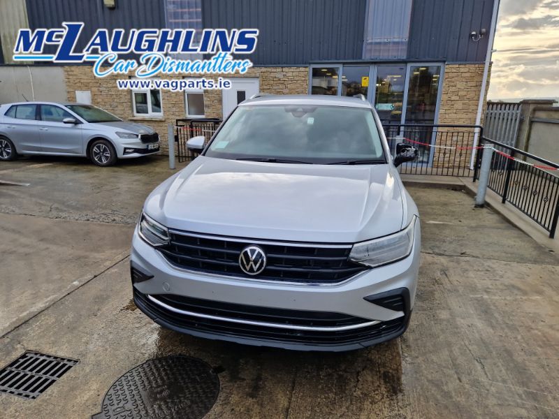 VW_Tiguan_Life_2.0_Tdi_Bluemotion_2021_Grey_DTSB_TUL_7A_LA7W_-_9.jpg