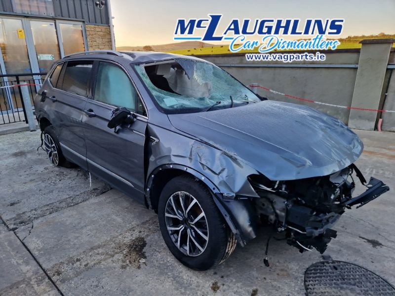 VW_Tiguan_2021_Grey_2.0_Tdi_6S_Comfortline_DTSA_ULT_LD7X_-_8.jpg