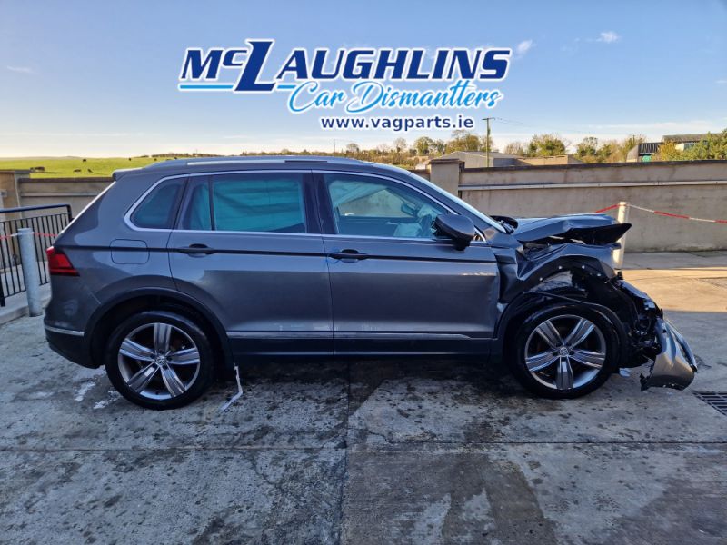 VW_Tiguan_2017_Grey_2.0_Tdi_Bluemotion_DFGA_QZZ_6S_LR7H_-_9.jpg