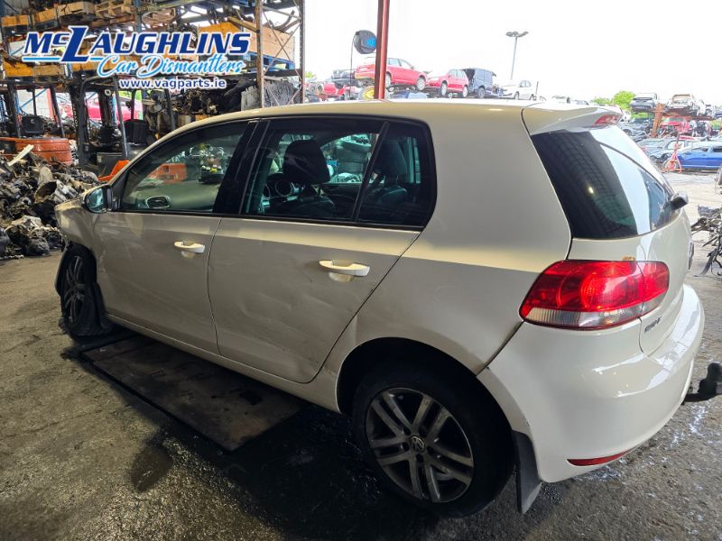 VW_Golf_2013_White_1.6L_Tdi_CAYB_LHW_5S_B9A_-_McLaughlin_Car_Dismantlers_Breakers_-_5.jpg