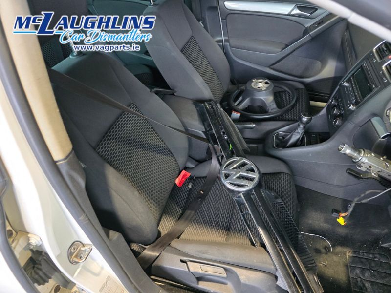 VW_Golf_2013_White_1.6L_Tdi_CAYB_LHW_5S_B9A_-_McLaughlin_Car_Dismantlers_Breakers_-_9.jpg
