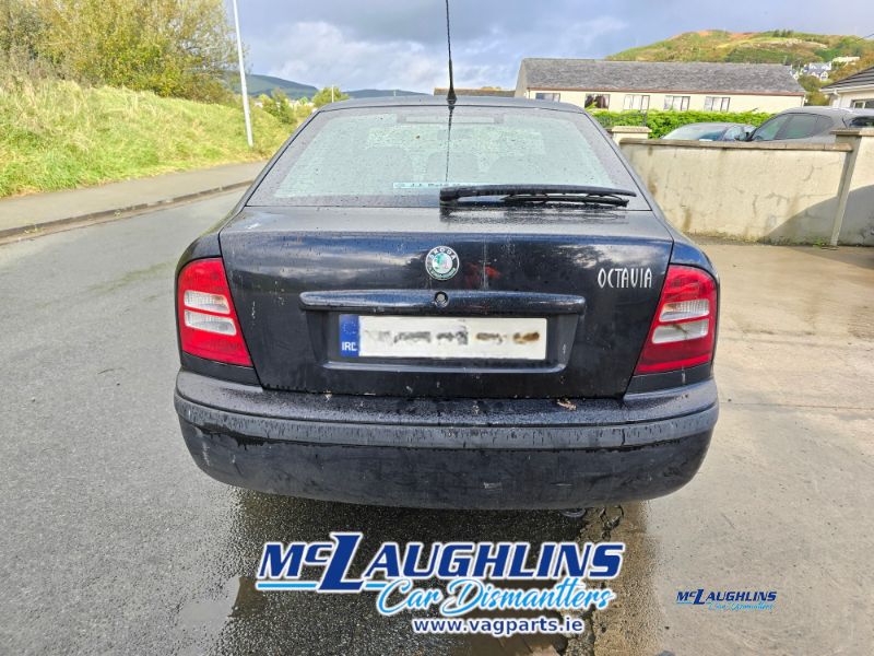 Skoda_Octavia_2009_Tour_1.9_Tdi_Black_AXR_JDH_5S_LF9R_-_McLaughlin_Car_Dismantlers_Breakers_Donegal_-_2.jpg
