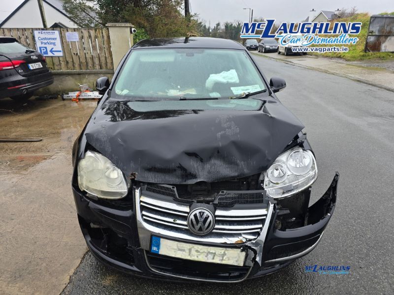 VW_Jetta_2008_Black_Saloon_1.9L_Tdi_BXE_JCR_5S_LC9X_-_McLaughlin_Car_Dismantlers_Breakers_Donegal_-_7.jpg
