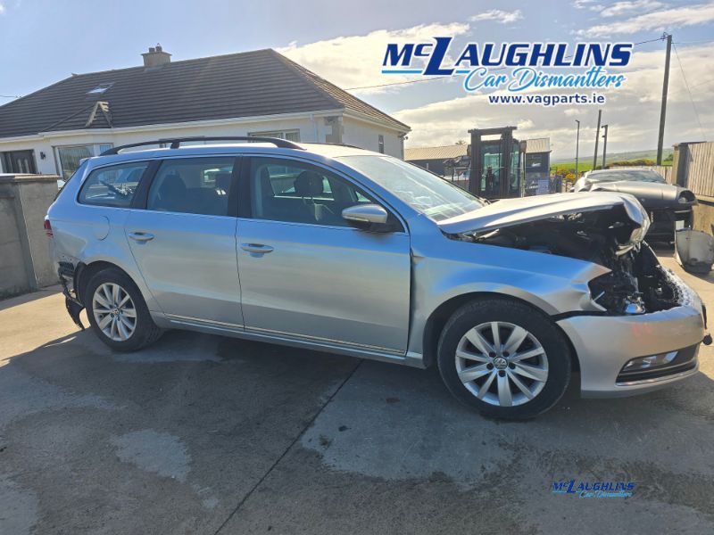 VW_Passat_2011_Silver_Comfortline_Estate_Bluemotion_CAYC_MYP_6S_LA7W_-_McLaughlin_Car_Dismantlers_Breakers_Donegal_-_5.jpg