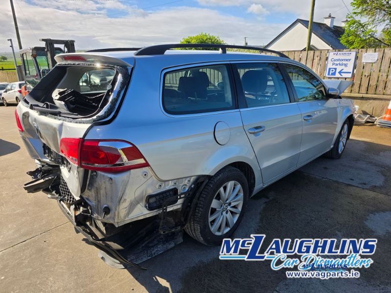 VW_Passat_2011_Silver_Comfortline_Estate_Bluemotion_CAYC_MYP_6S_LA7W_-_McLaughlin_Car_Dismantlers_Breakers_Donegal_-_6.jpg