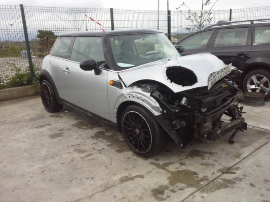 MINI_COOPER_D__1.6D__6_SPEED_(2008).jpg