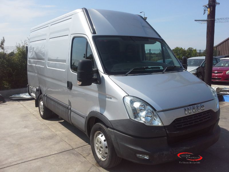 2013 IVECO DAILY  35S13 MWB [11-14