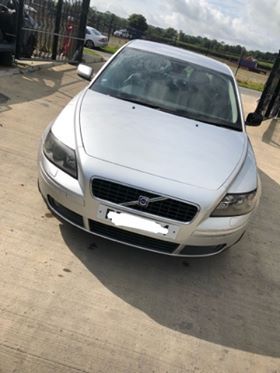 Volvo_S40.jpg